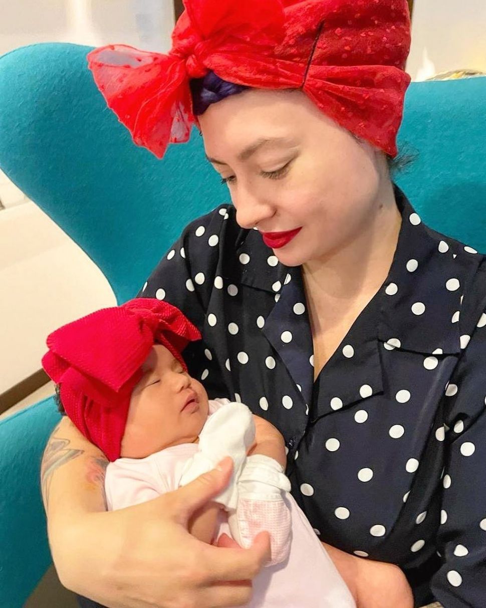 Potret terbaru Baby Millie putri Derby Romero. (Instagram/@derbyromero)