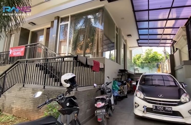 Rumah mendiang Olga Syahputra (YouTube/Rans Entertainment)