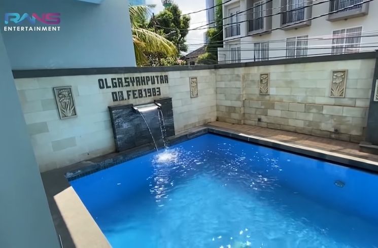 Rumah mendiang Olga Syahputra (YouTube/Rans Entertainment)