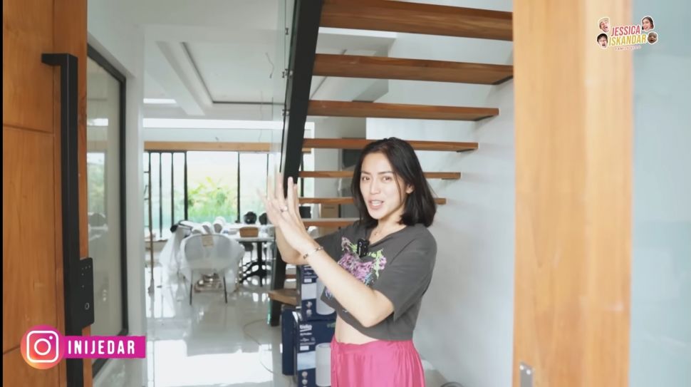 Potret rumah baru Jessica Iskandar yang mewah dan canggih di Bali (YouTube)