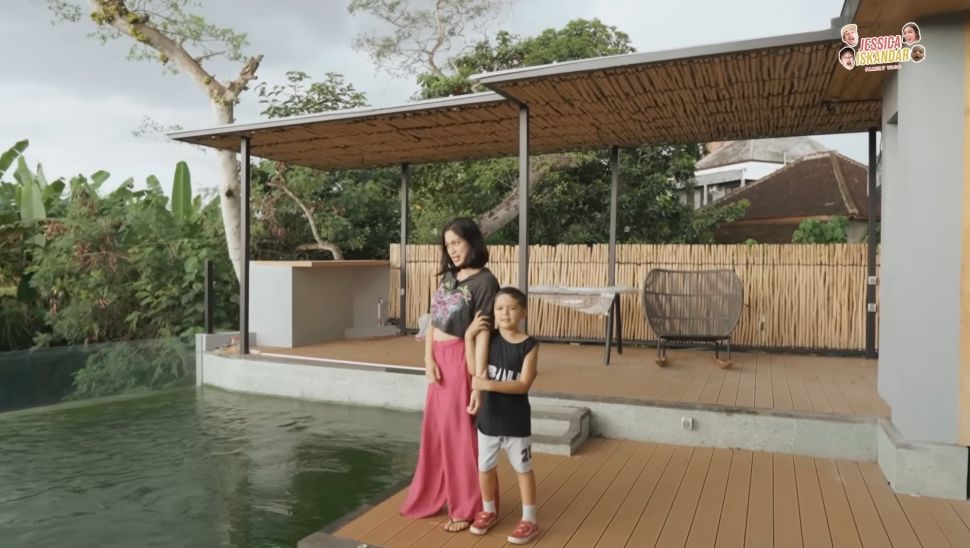 Potret rumah baru Jessica Iskandar yang mewah dan canggih di Bali (YouTube)