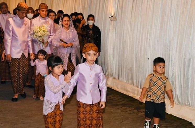 Tingkah Kocak Nahyan Nasution di Nikahan Kaesang (Twitter/@bobbynasution_)