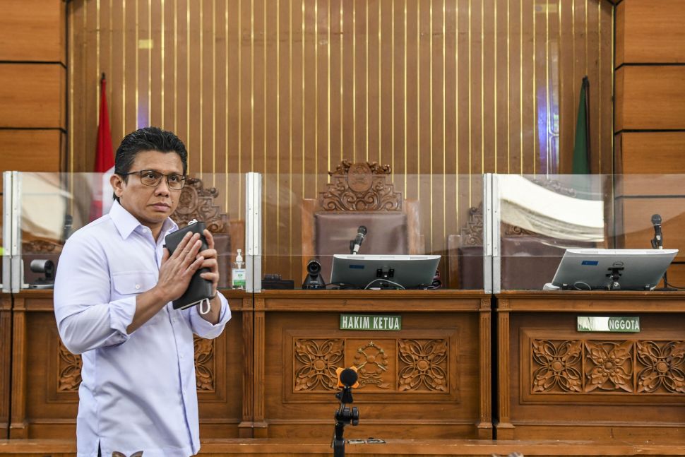 Terdakwa kasus pembunuhan Brigadir Yosua Hutabarat, Ferdy Sambo, mengikuti sidang lanjutan di PN Jakarta Selatan, Jakarta, Selasa (13/12/2022). [ANTARA FOTO/Galih Pradipta].