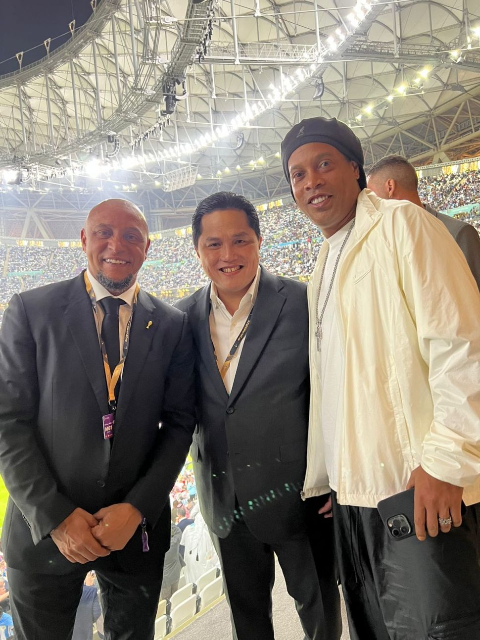 Erick Thohir bertemu dengan para temannya di sepakbola dunia saat nonton semifinal Piala Dunia 2022 (dok Erick Thohir)