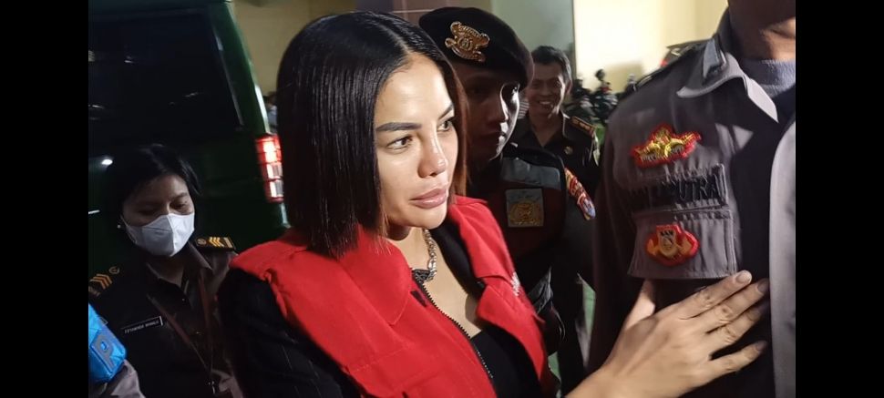 Nikita Mirzani Tagih Janji Jpu Bakal Dipulangkan Jika Dito Mahendra 3 Kali Mangkir Ke Persidangan 