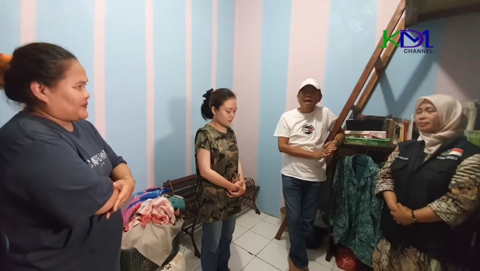 Foto Kamar Yessy 'Duta Sertifikat Rumah' (YouTube Dedi Mulyadi)