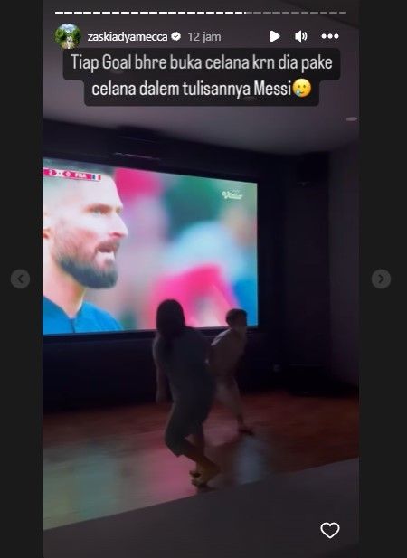 Anak Zaskia Mecca pamer celana dalam (Instagram)