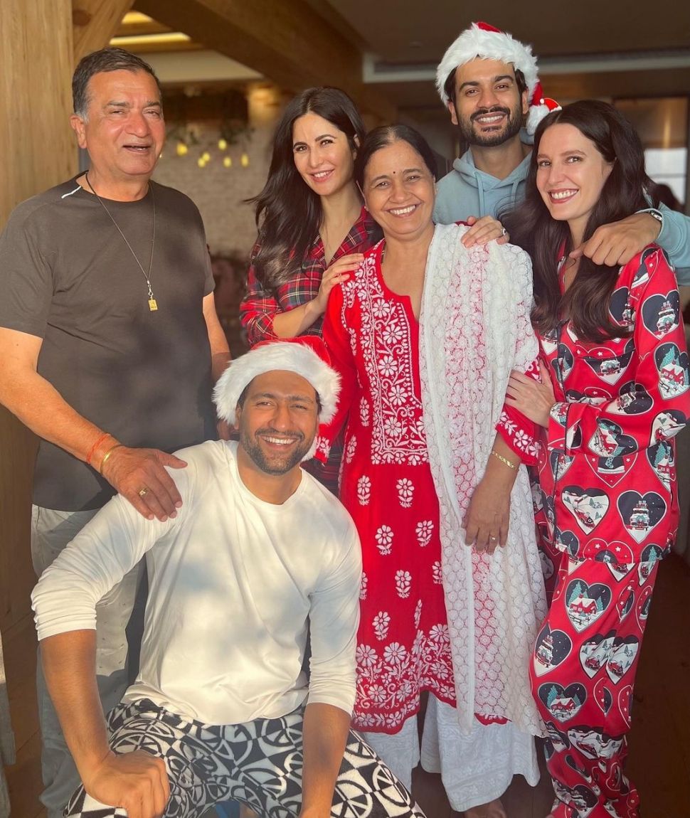 Momen Seleb Bollywood Rayakan Natal (Instagram/@katrinakaif) 