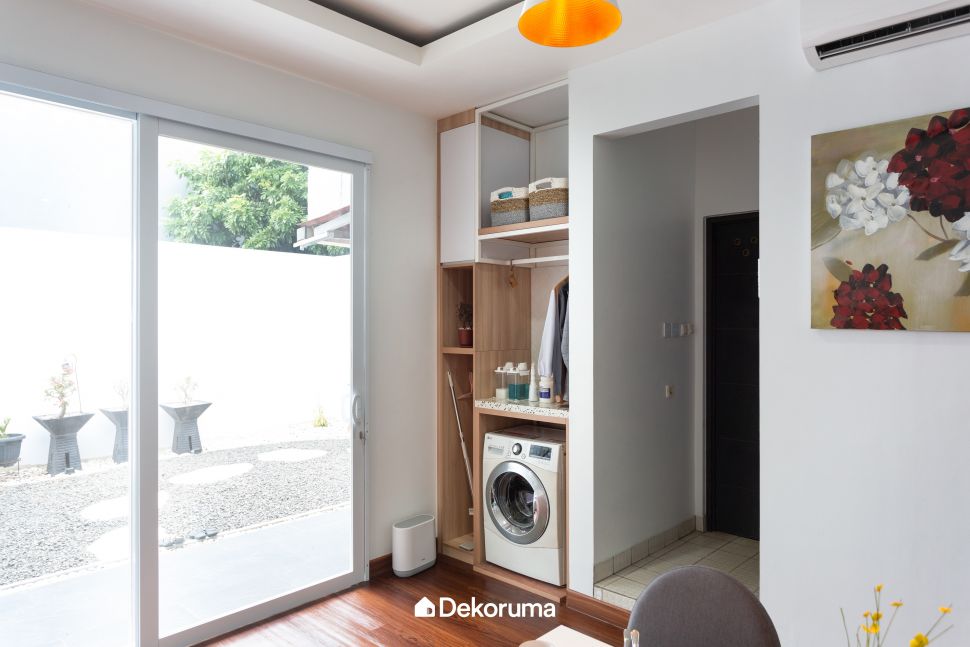 Ide Furnitur Built-In yang Compact dan Tak Makan Tempat di Hunian. (dekoruma)