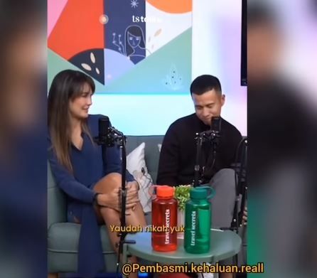 Momen Luna Maya bercanda ajak menikah Herjunot Ali. (Instagram/ lambegosiip)