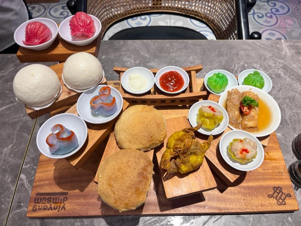 Sajikan Kuliner Otentik Hongkong, Dimsum Warna Warni Restoran Ini Pecah di Mulut. (Suara.com/Dini Afrianti)