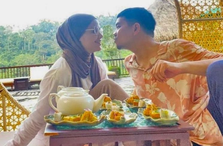 Potret Indra Bekti dan Aldila Jelita (Instagram/@dhila_bekti)