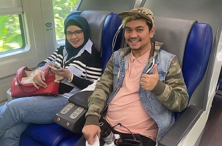 Potret Indra Bekti dan Aldila Jelita (Instagram/@dhila_bekti)