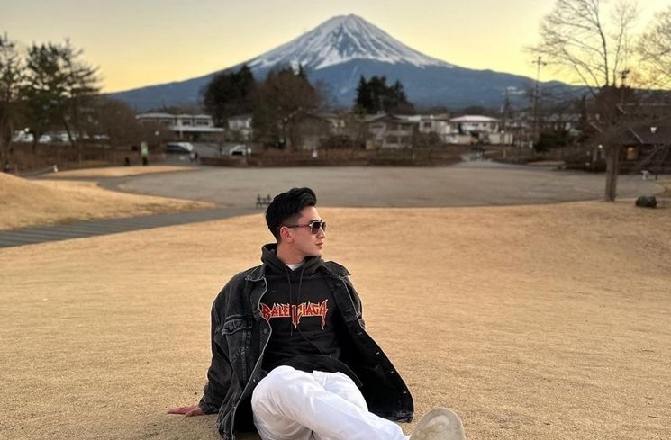 Potret Verrell Bramasta Liburan di Jepang (Instagram/@bramastavrl)
