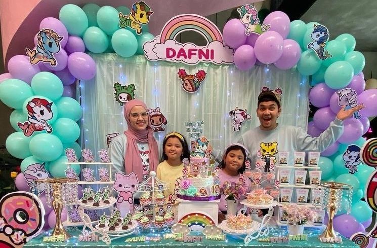 Potret Harmonis Keluarga Indra Bekti (Instagram/@dhila_bekti)