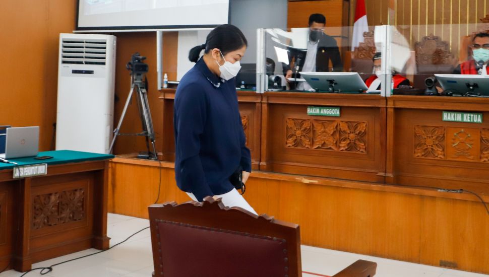 Terdakwa kasus pembunuhan Brigadir J, Putri Candrawathi alias PC saat menghadiri sidang lanjutan di Pengadilan Negeri Jakarta Selatan, Rabu (11/1/2023). [Suara.com/Alfian Winanto]