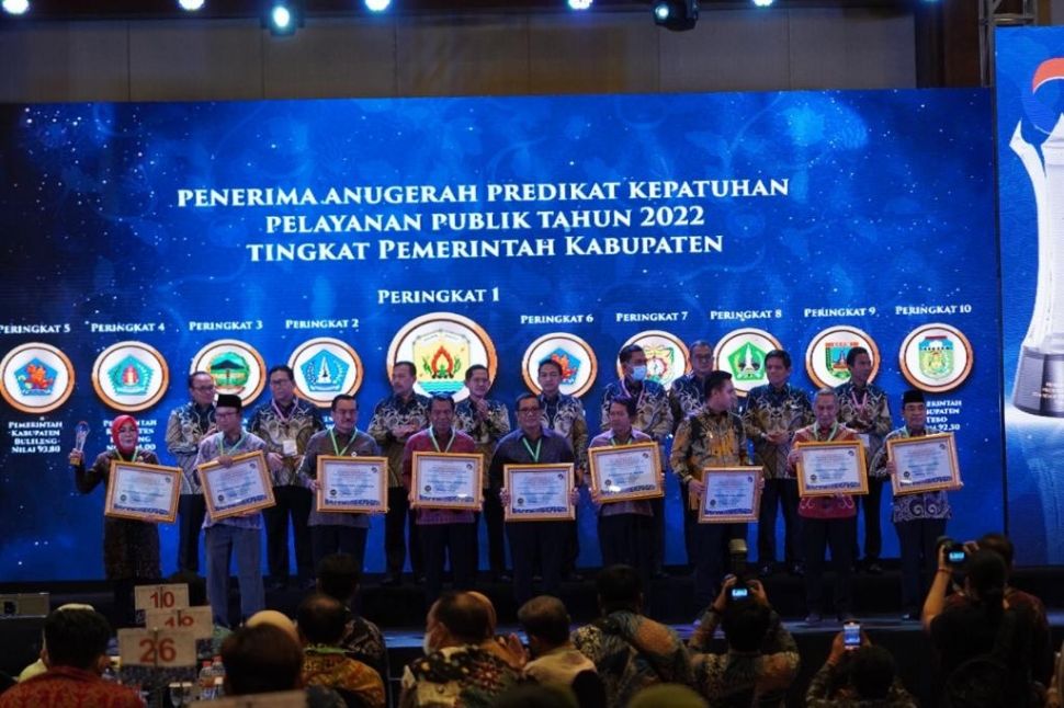 Kemendagri Raih Anugerah Kepatuhan Standar Pelayanan Publik 2022. (Dok: Kemendagri)