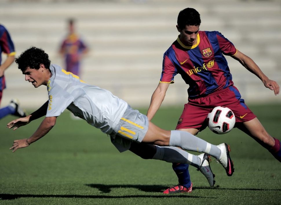 Victor Vazquez, pemain jebolan La Masia yang disebut-sebut lebih hebat dari Lionel Messi. [AFP]