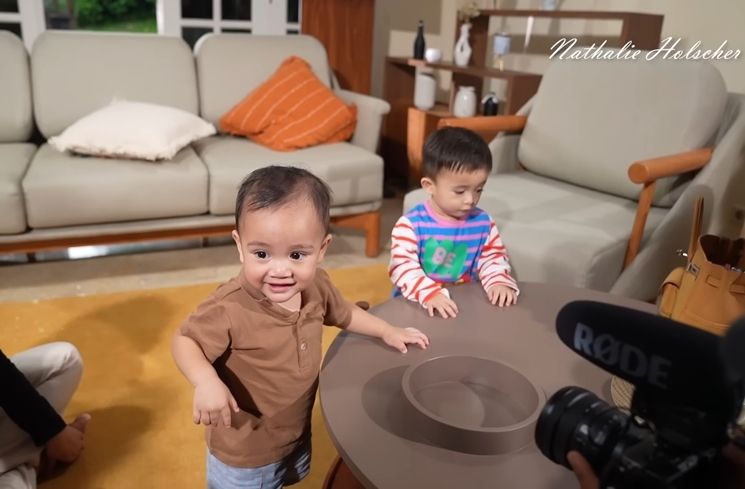 Potret Rayyanza dan Adzam Playdate (YouTube Nathalie Holscher)