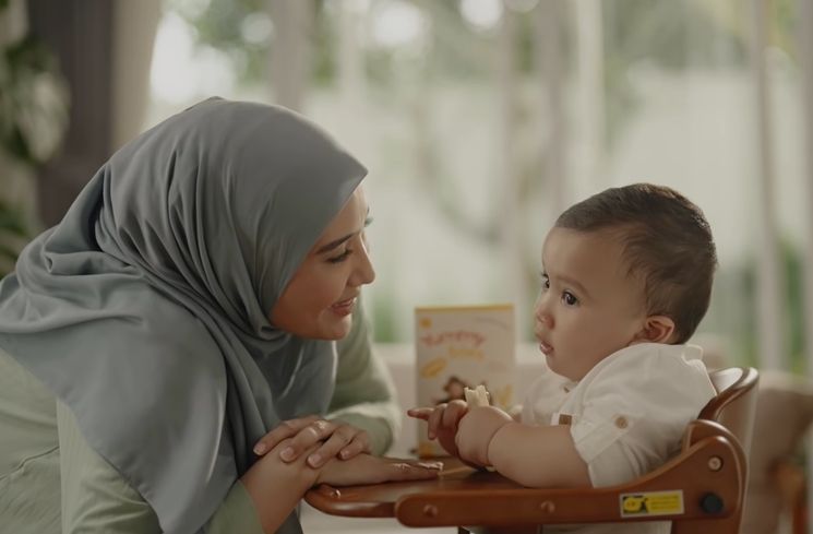 Anak artis jadi bintang iklan (YouTube/Yummy Bites)