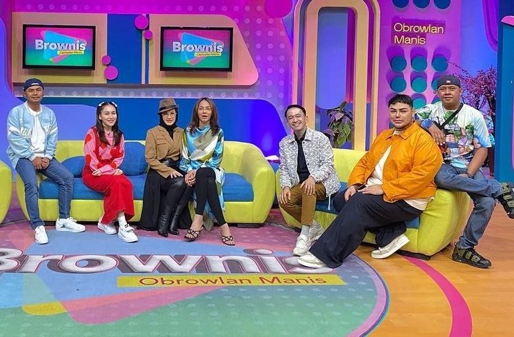 Potret Bunda Corla ketemu artis (Instagram/@brownis_ttv)