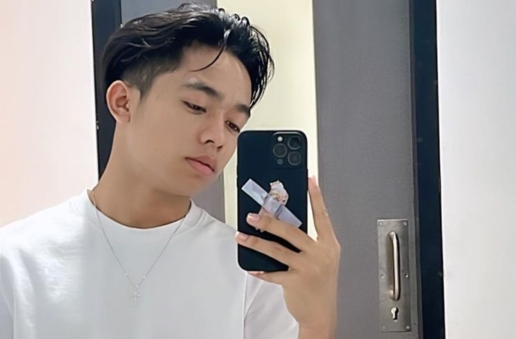 Potret Selfie Betrand Peto (Instagram/@betrandpetoputraonsu)
