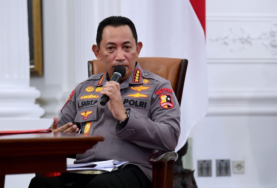 Kapolri Jenderal Listyo Sigit Prabowo saat konferensi pers di Istana Merdeka, Jakarta, Selasa (7/2/2023). (Lukas - Biro Pers Sekretariat Presiden)