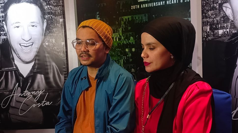 Indra Bekti dan Aldila Jelita di Hotel Pullman, Central Park, Jakarta Barat pada Selasa (14/2/2023). [Suara.com/Rena Pangesti]