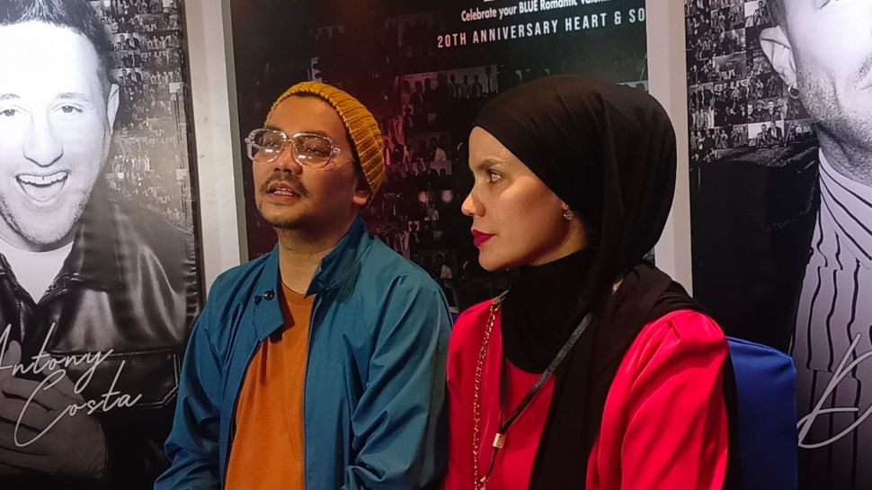 Indra Bekti dan Aldila Jelita di Hotel Pullman, Central Park, Jakarta Barat pada Selasa (14/2/2023). [Suara.com/Rena Pangesti]