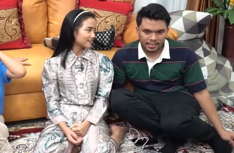 Potret Interaksi Fuji dan Thariq Halilintar usai Putus (YouTube/Fuji an)