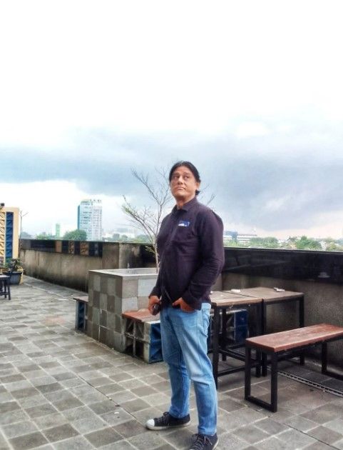 Potret terbaru Anto Wijaya pemeran Angling Dharma. (Instagram/@antoichtijanto)