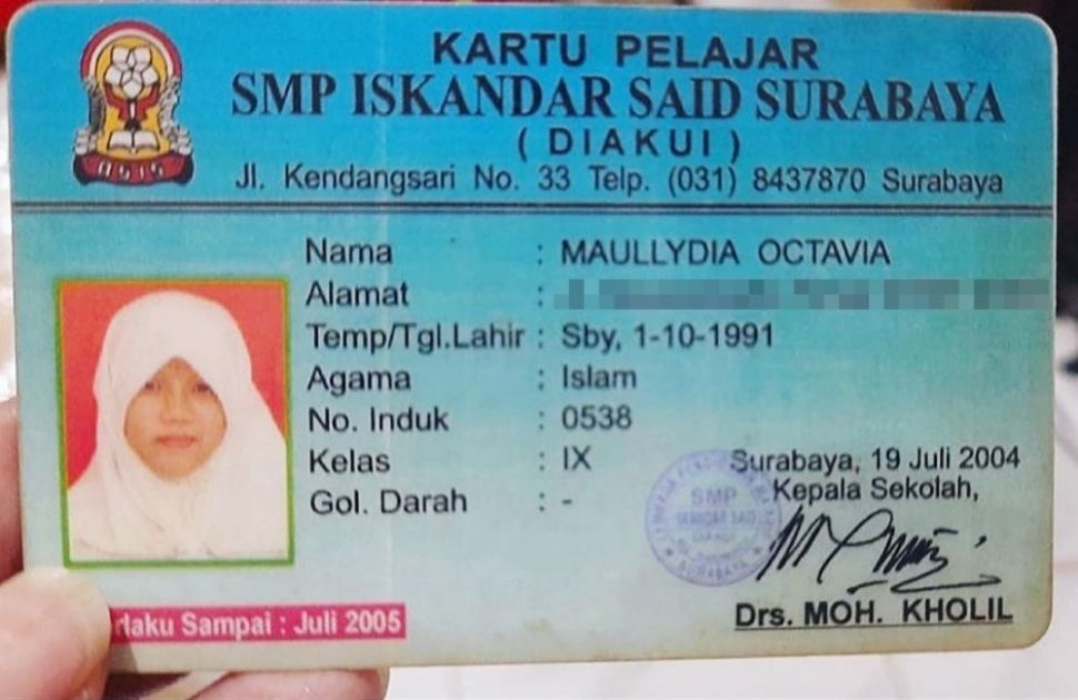 Potret Masa Kecil Biduan Koplo (Instagram/@viavallen) 