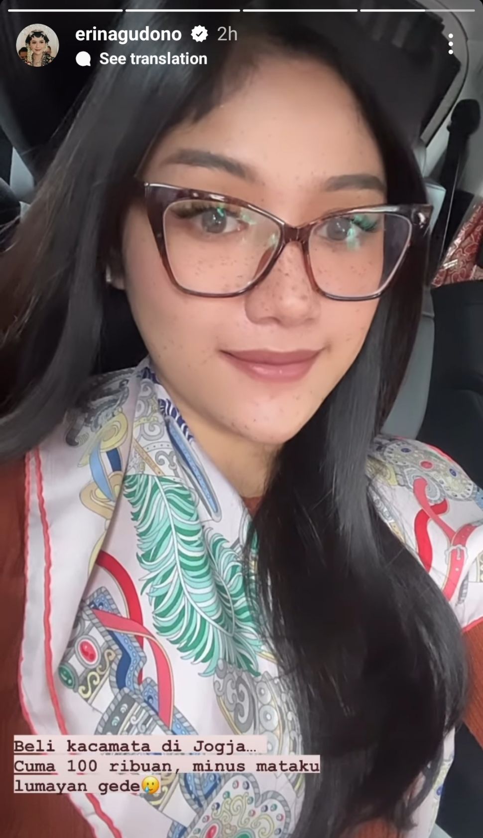 Erina Gudono Tak Ragu Pakai Kacamata Murah (Instagram)