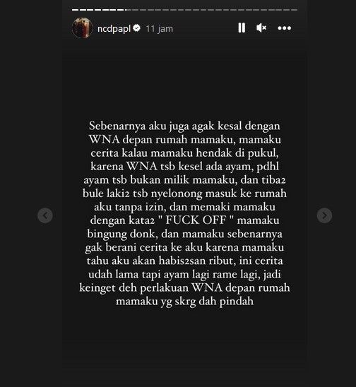 Nora Alexandra cerita soal prilaku bule yang hampir memukul ibunya gara-gara ayam. [Instagram]