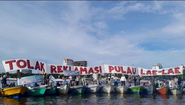 Nelayan di Kota Makassar mendesak Pemerintah Provinsi Sulawesi Selatan membatalkan rencana reklamasi di sekitar Pulau Lae-lae, Sabtu 4 Maret 2023 [SuaraSulsel.id/Istimewa]