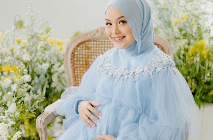 Baby Bump Vebby Palwinta (Instagram/@vebbypalwinta)