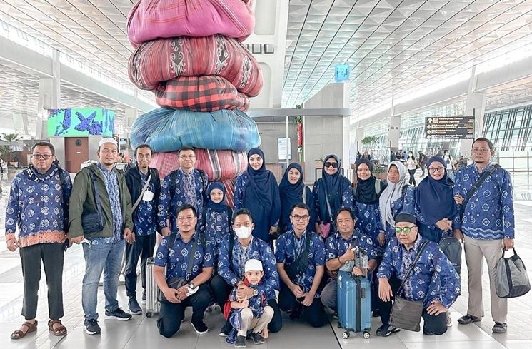 Potret Keluarga Ashanty Umrah (Instagram/@ananghijau)