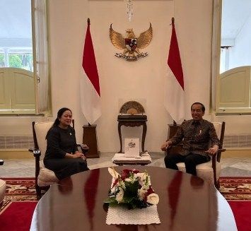 Ketua DPR RI, Dr. (H. C) Puan Maharani dan Presiden Joko Widodo bertemu di Istana Kepresidenan, Jakarta. (Dok: DPR)