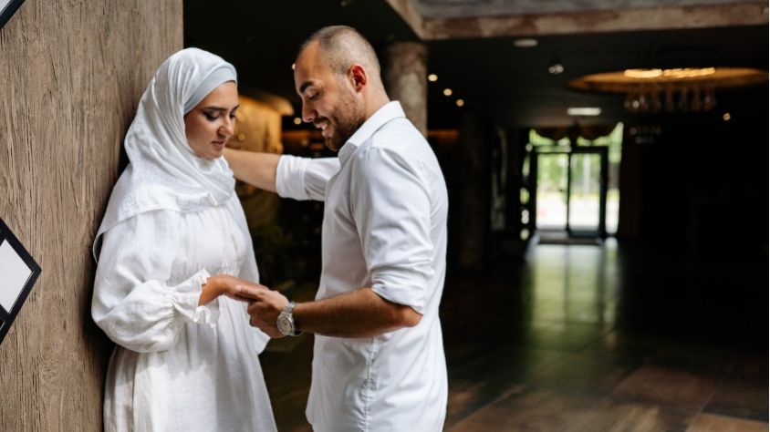 Hukum Berhubungan Suami Istri Di Malam Takbiran Menurut Islam 