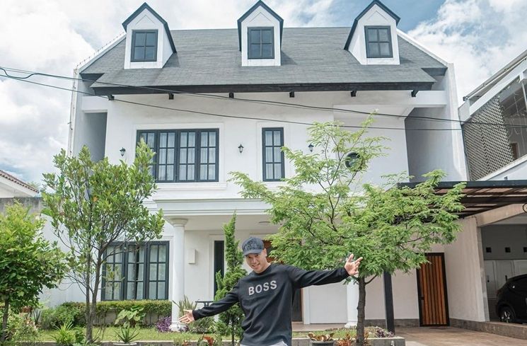 Adu Mewah Rumah Fuji dan Fadly Faisal (Instagram/@fadlyfsl_)