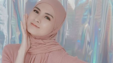 Potret artis Donita (instagram.com/donitabhubiy)