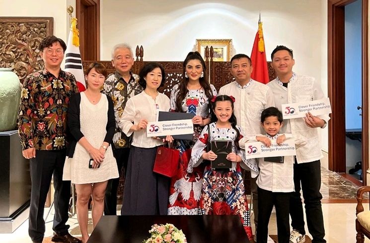 Potret Ashanty Dinobatkan Jadi Duta Kehormatan oleh Korsel (Instagram/@ashanty_ash)