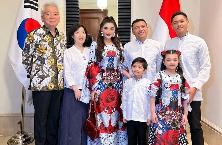 Potret Ashanty Dinobatkan Jadi Duta Kehormatan oleh Korsel (Instagram/@ashanty_ash)