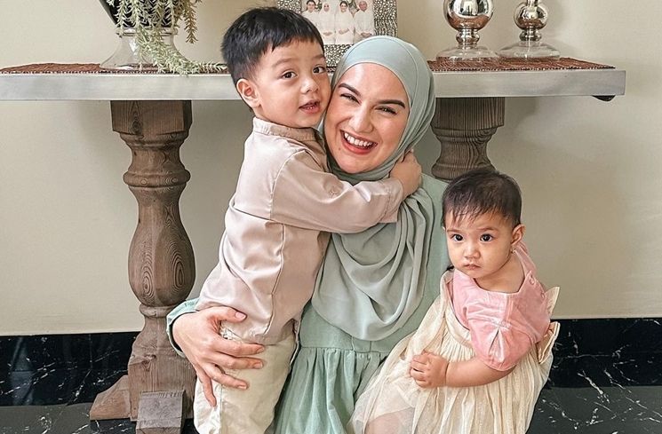 Potret Irish Bella Merayakan Hari Raya (Instagram/@irishbella)