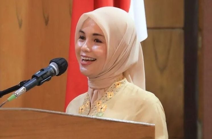 Potret Siti Atikoh Istri Ganjar Pranowo. (Instagram/@atikoh.s)