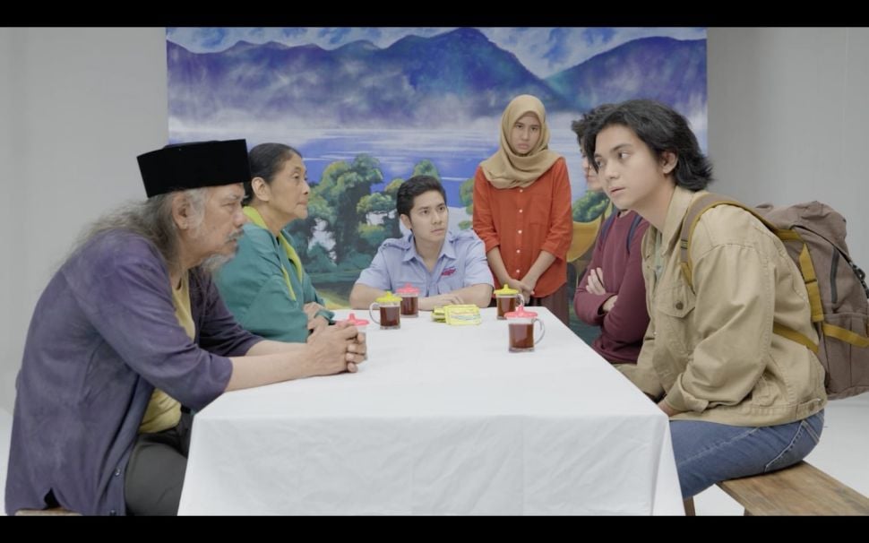 Para pemain dari film Onde Mande [YouTube: Visinema Pictures]