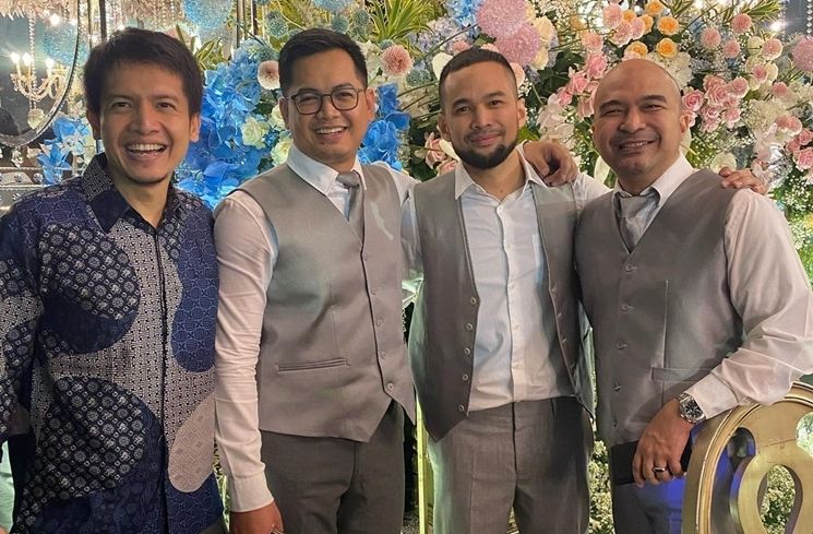 Gaya artis di nikahan Sahrul Gunawan. (Instagram/@teukuwisnu)