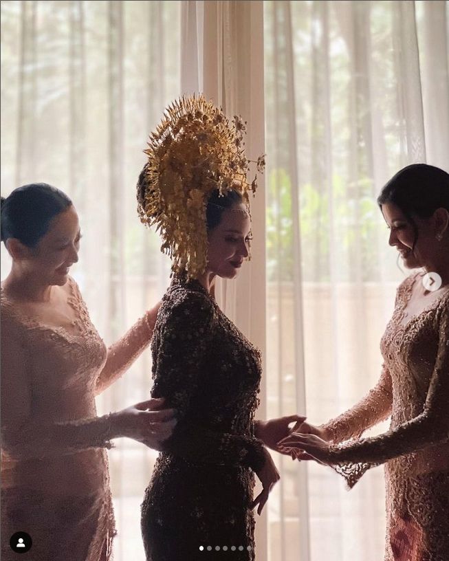 Pernikahan Enzy Storia dan Maulana Kasetra.  (Instagram Dok.)