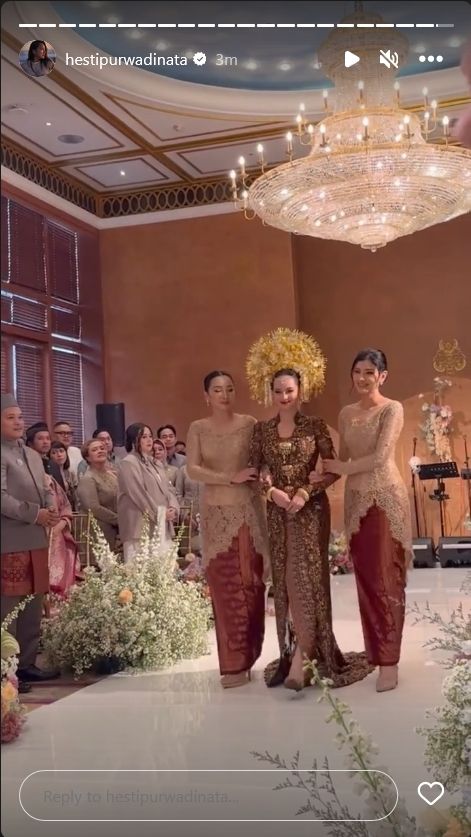Pernikahan Enzy Storia dan Maulana Kasetra.  (Instagram Dok.)