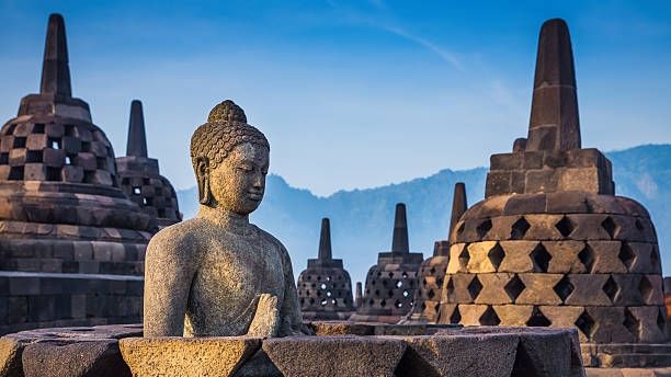 Ilustrasi Candi Borobudur - Harga Tiket Candi Borobudur Saat Libur Waisak (Unsplash)